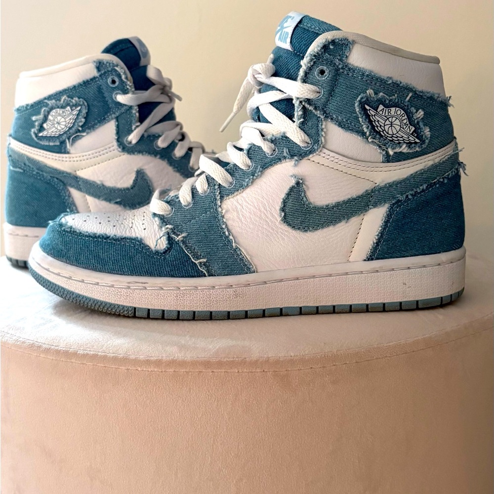 Jordan 1 retro WMNS denim